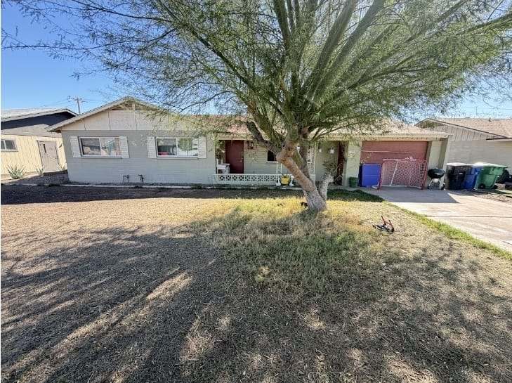 1443 E 3rd Pl