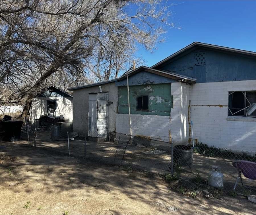 1490 E US Highway 70