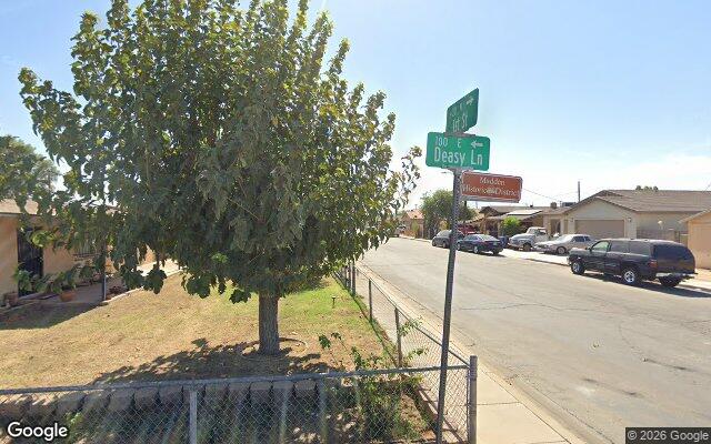 105 E Deasy Ln